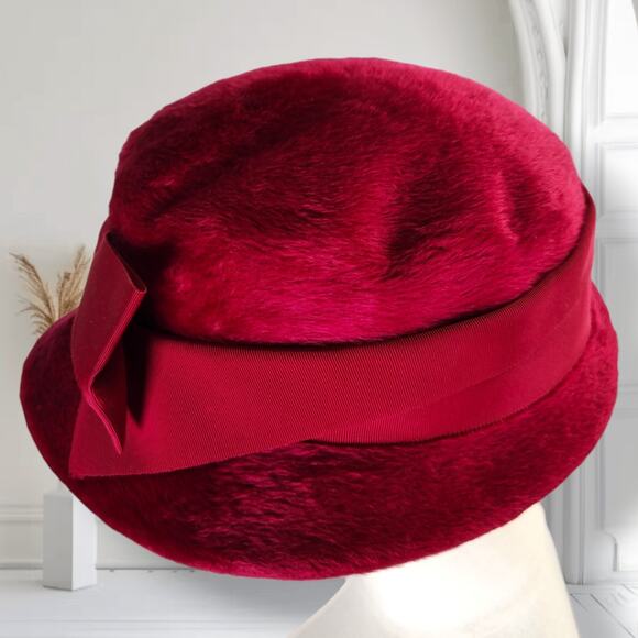 Vintage 50s Red Plush Fur Felt Hat Wide Brim Bow Cocktail Church Size 7 1/4